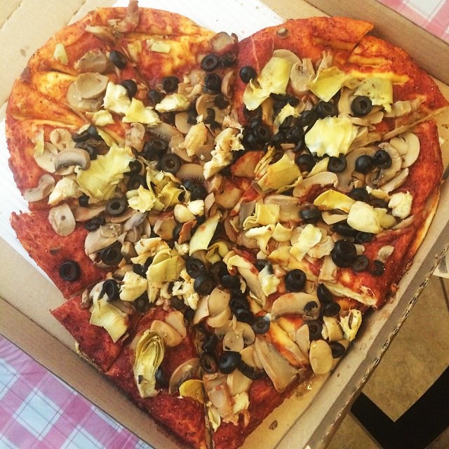 Vegan-Heart-Shaped-Pizza