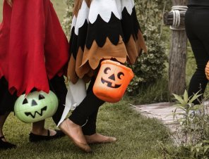 kids trick or treating