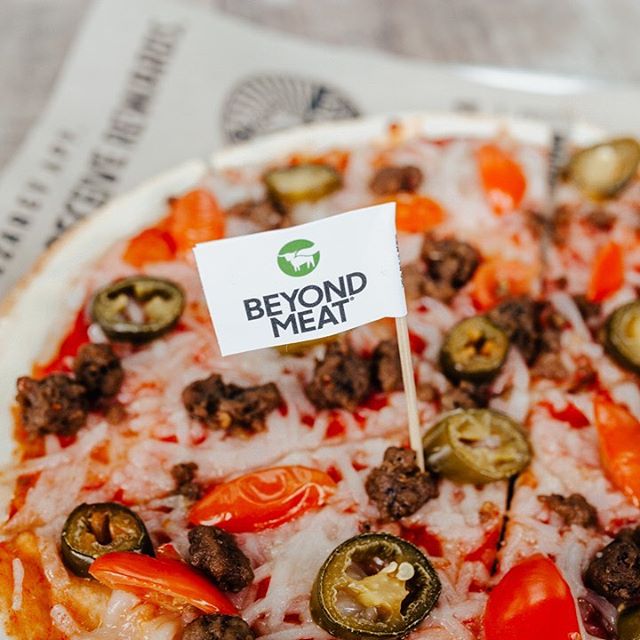 Get Vegan Pizza at 50+ Chain Restaurants! | PETA Kids
