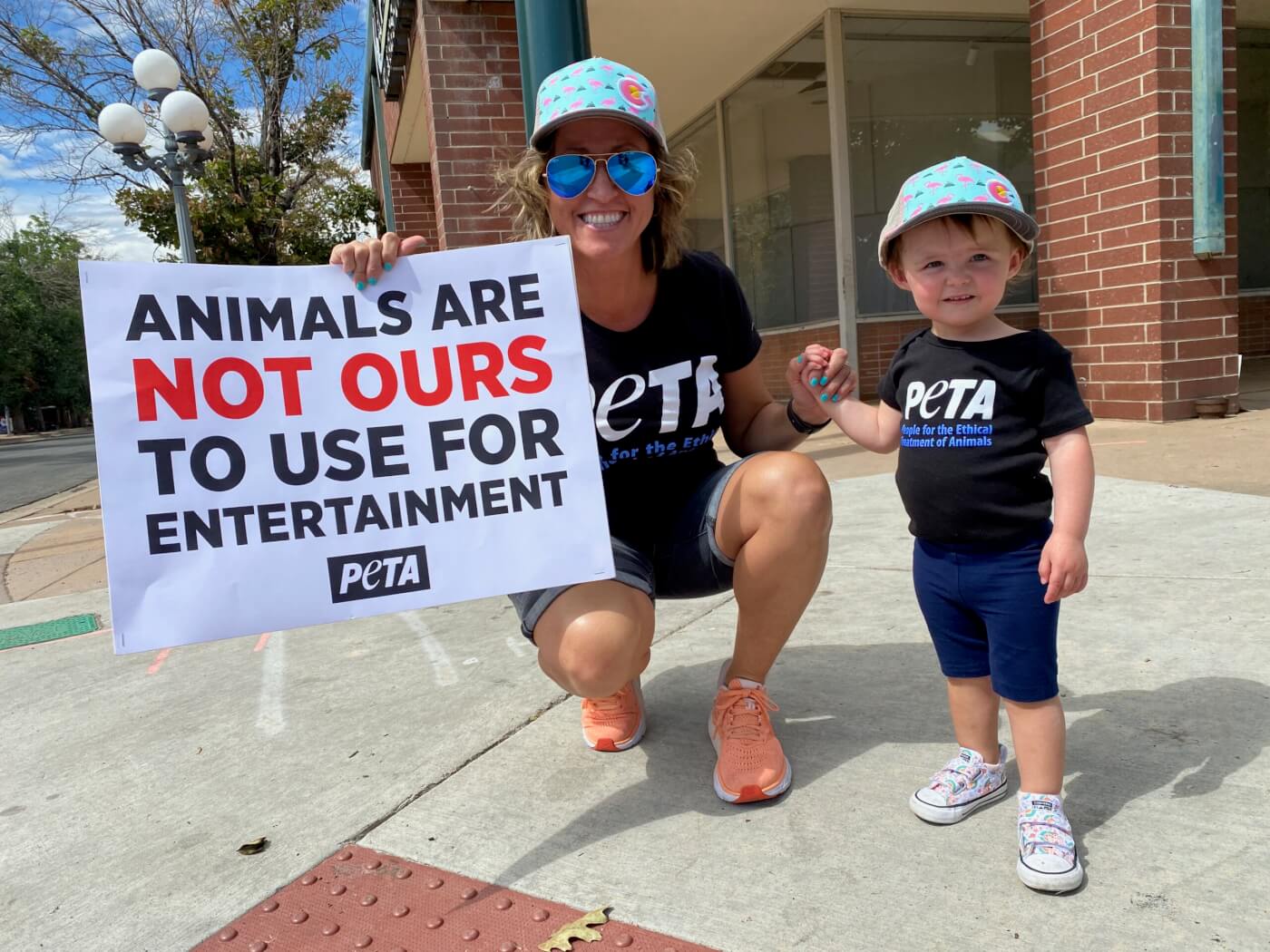 How to Donate to PETA Kids | PETA Kids